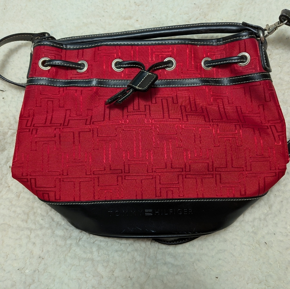 Tommy Hilfiger Red and Black Women's Bag